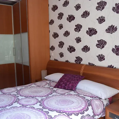 Con Vistas Y Piscina Apartment *